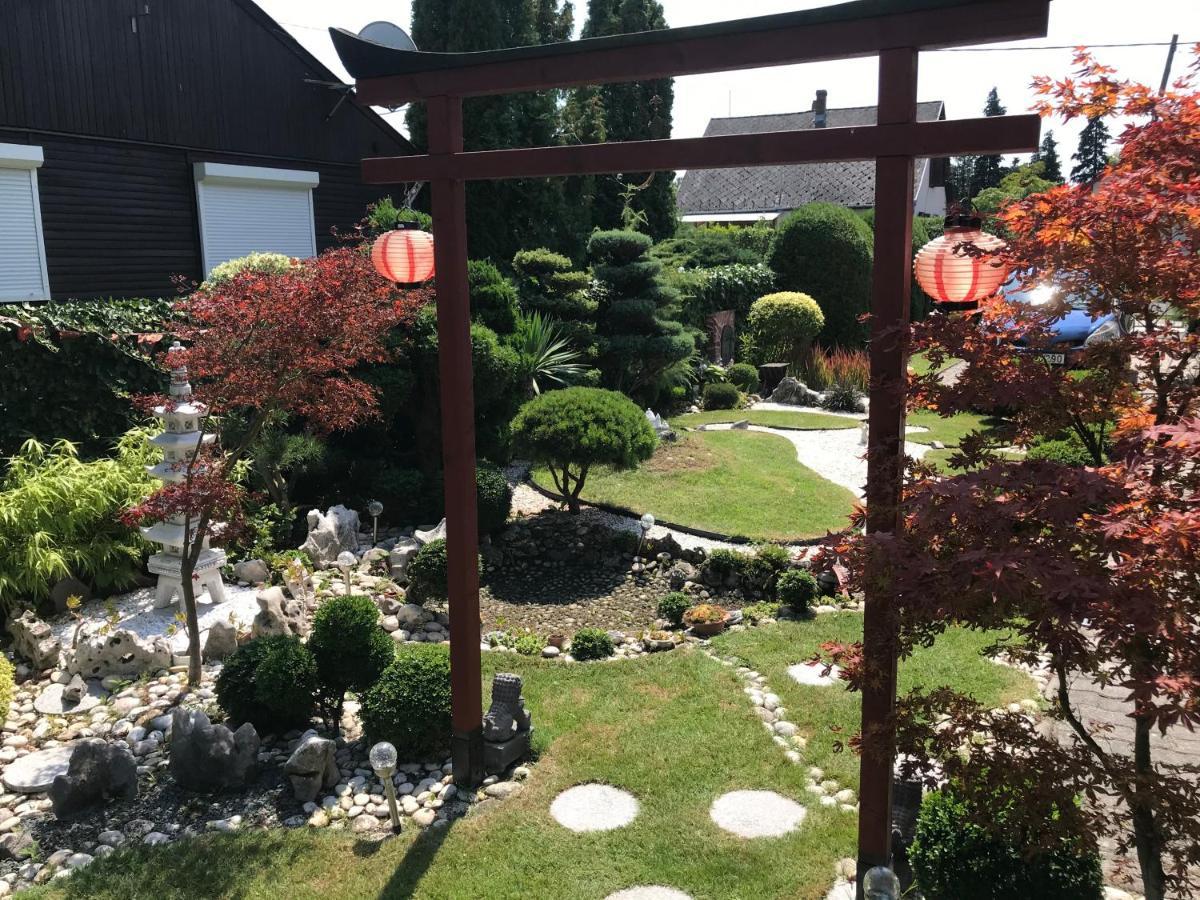 Nyaralo Japankerttel - Apartment With Japanese Garden Balatonmáriafürdő Eksteriør bilde
