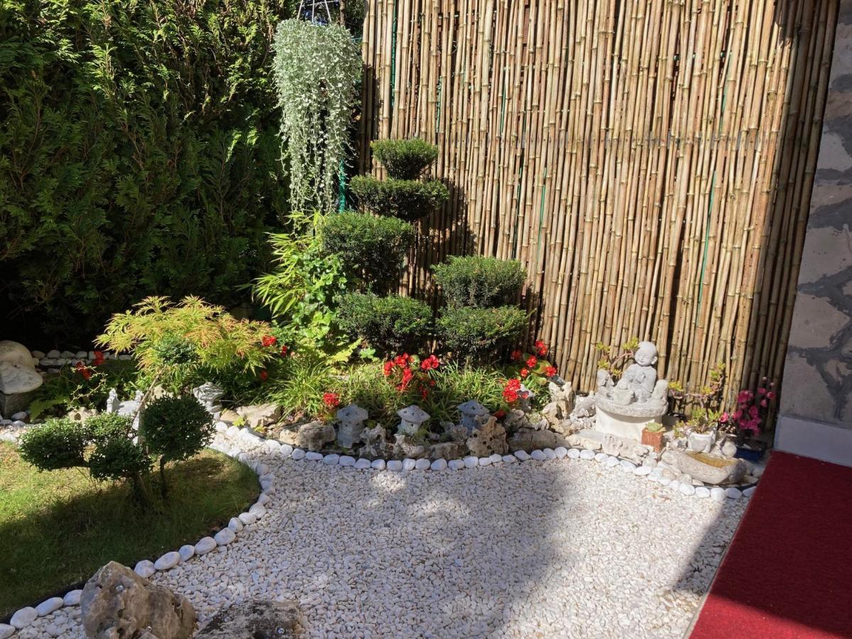 Nyaralo Japankerttel - Apartment With Japanese Garden Balatonmáriafürdő Eksteriør bilde
